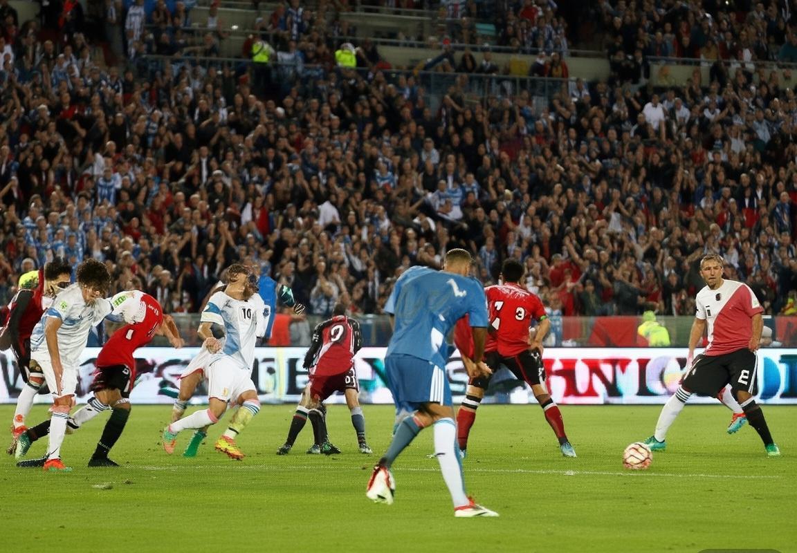 阿根廷秘鲁世界杯预选赛0-0战平：南美巅峰对决悬疑未解(图4)